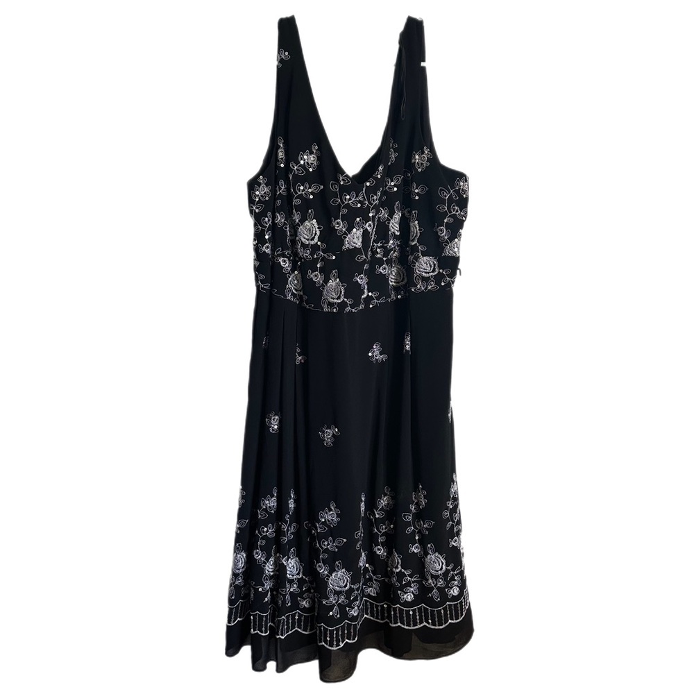 R & M Richards Woman Dress